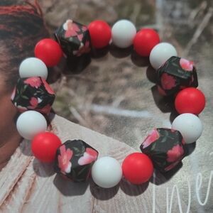 Floral Beaded Bracelet